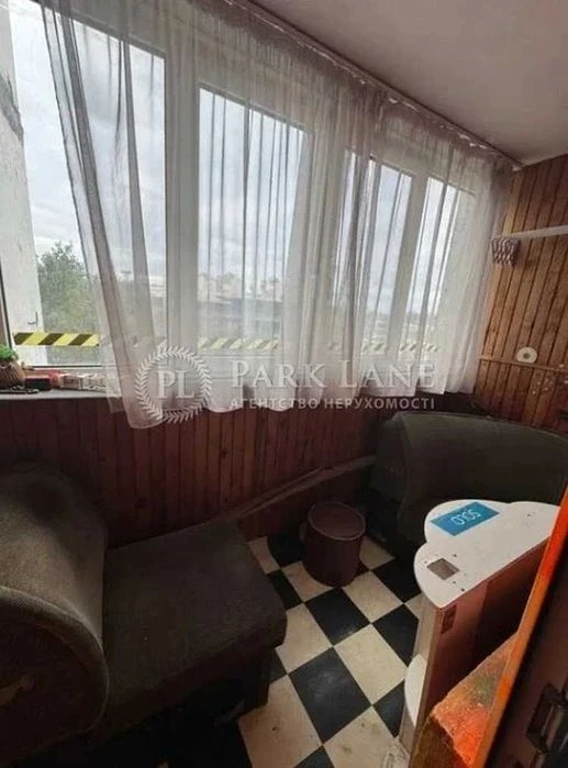3 кімнатна, Заболотного Академіка  12, М. Теремки, Голосіївс