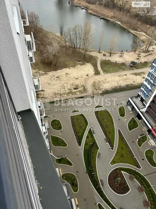 Терміново продаж Київ Бабича Гліба Канальна 8Б Причал 8