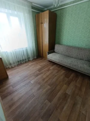 Терміново продам 2кім.в гуртожитку  на Київські