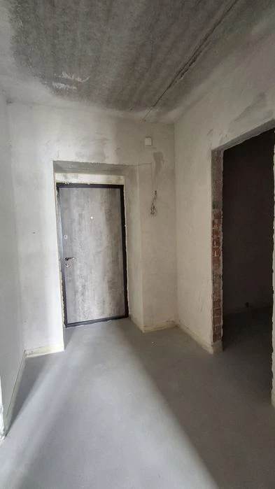 Однокімнатна квартира з гардеробною у сучасному ЖК - тепло,