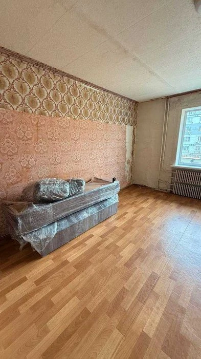 Продам 3 кімнатну квартиру на Тополі-2