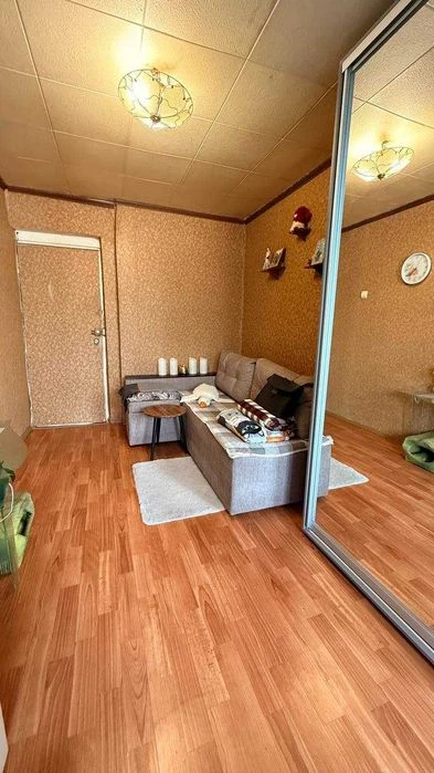 Продам 3 кімнатну квартиру на Тополі-2