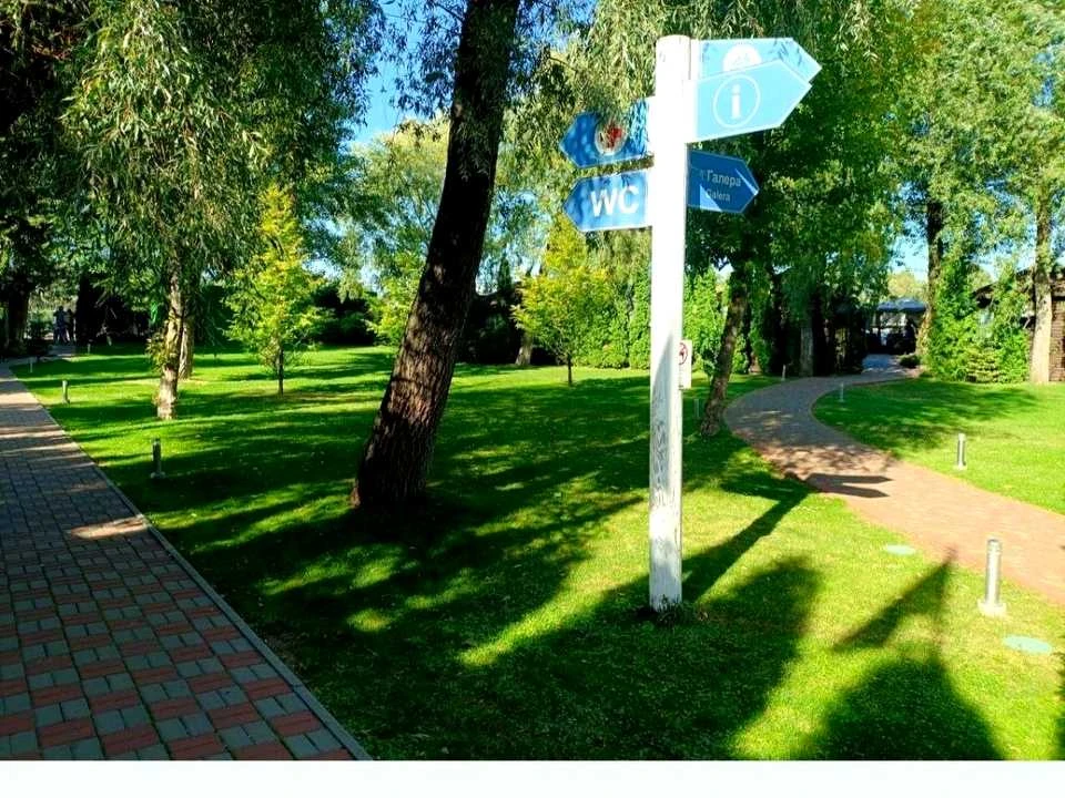 Будинок. Київ, Набережно-Корчуватська вул.