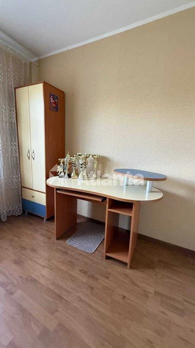 3 кімннатна квартира на площі Толбухіна