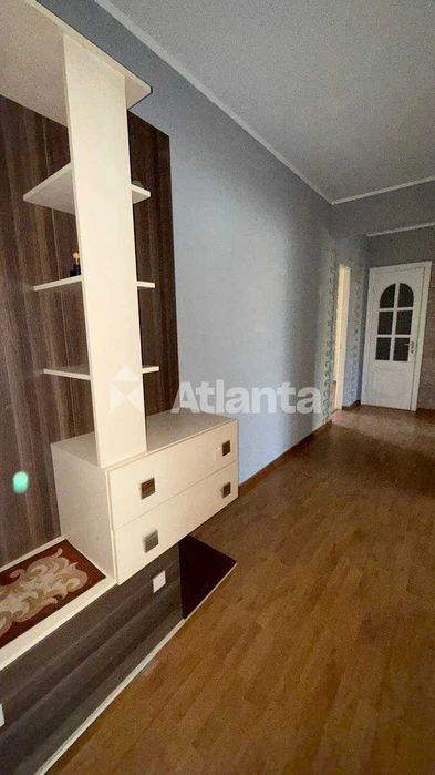 3 кімннатна квартира на площі Толбухіна