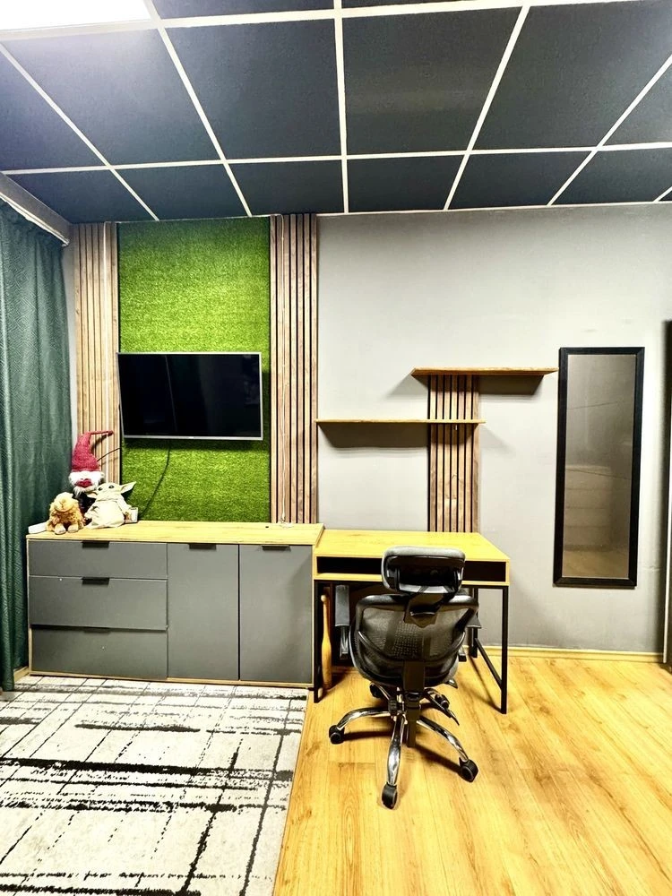 Оренда 2-кімнатної квартири-бункера, 65 м², Золотоустівська