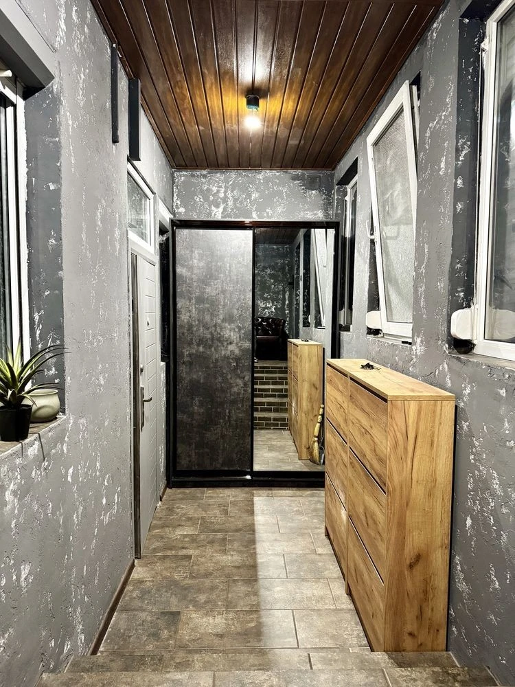 Оренда 2-кімнатної квартири-бункера, 65 м², Золотоустівська