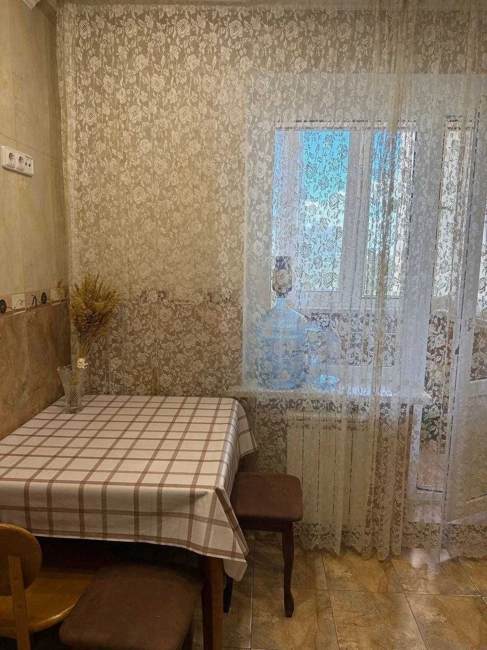 Оренда гарної 2 кімн. квартитри. вул. Миропільська, 37б. Мет