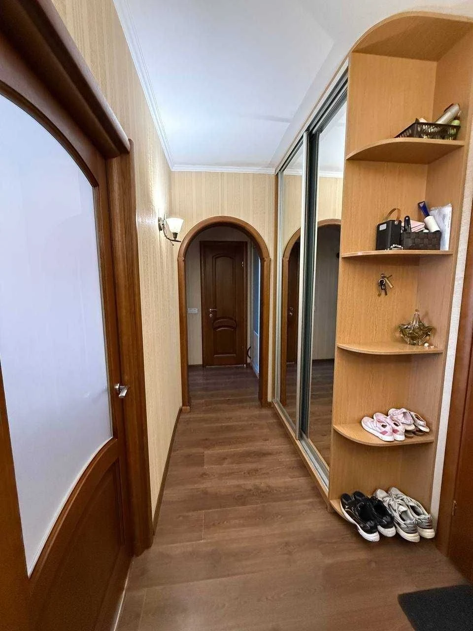 Оренда гарної 2 кімн. квартитри. вул. Миропільська, 37б. Мет