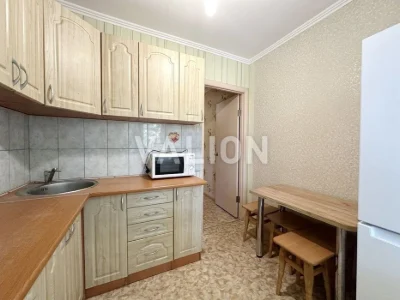 Без % Продаж 2 кімнатної квартири в цегляному будинку по вул