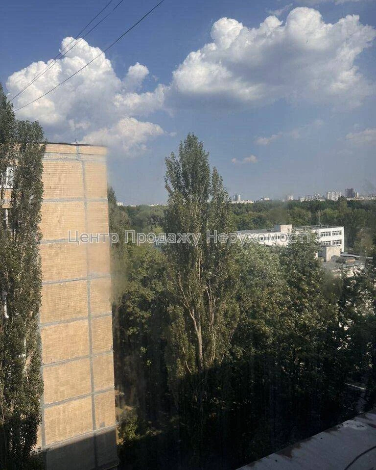 Продаж 1-кімн. квартири на 8/9 пов, 28. 10/13. 40/5. 30 м²,