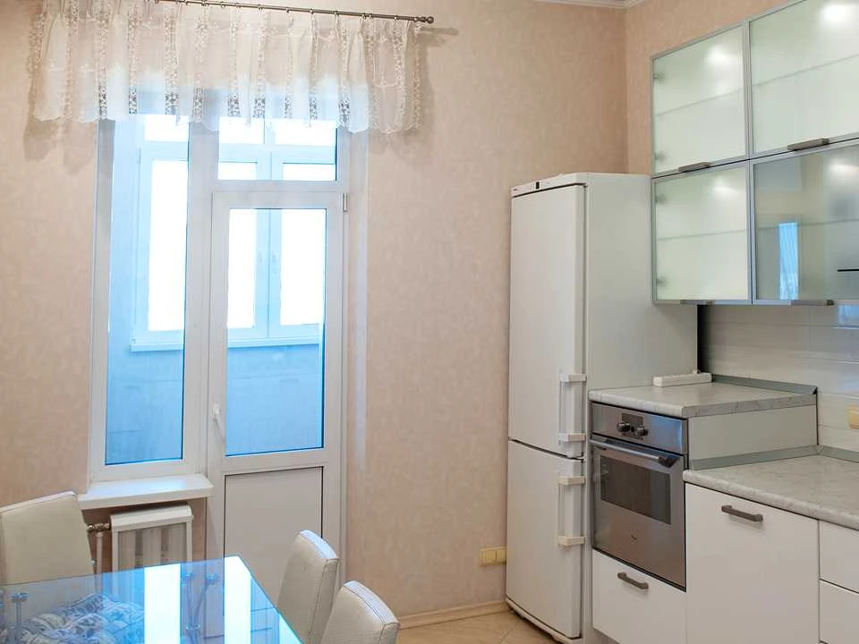 Квартира. Київ, Дмитрівська вул.