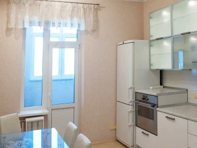 Квартира. Київ, Дмитрівська вул.