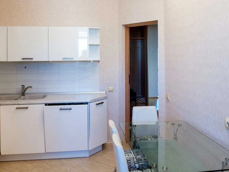 Квартира. Київ, Дмитрівська вул.