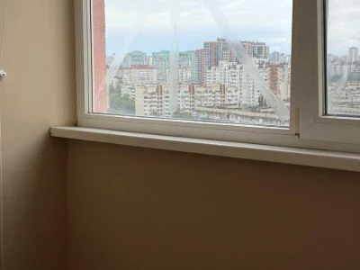 Квартира. Київ, Сім'ї Кульженків вул. (Петра Дегтяренка)