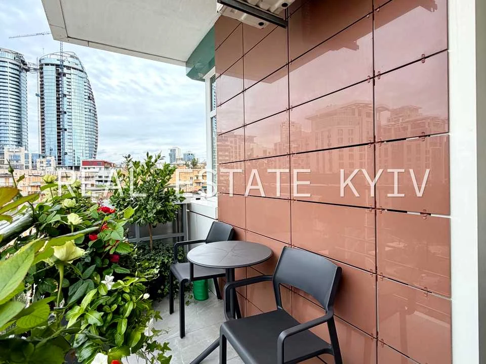 Квартира. Київ, Саперне Поле вул.