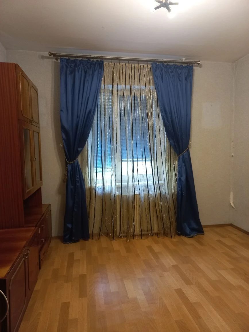 Голосеевский район. Оренда 2-х, Юлії Здановської 83А, метро