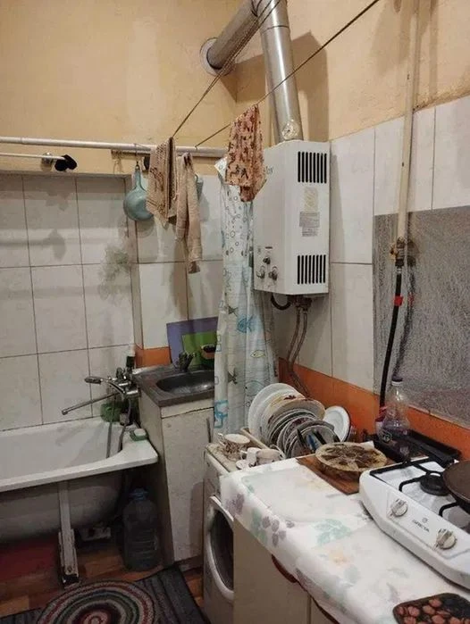 Продам 2-комн квартиру в районе Калинина (Сергея Нигояна) пр