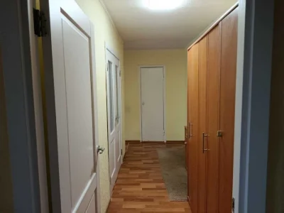 Продам 2 к.квартиру ЧЕШКА ул. Космонавтов ж/м Приднепровск
