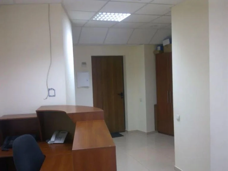 Продам 3-комн квартиру в районе Глинки ул.