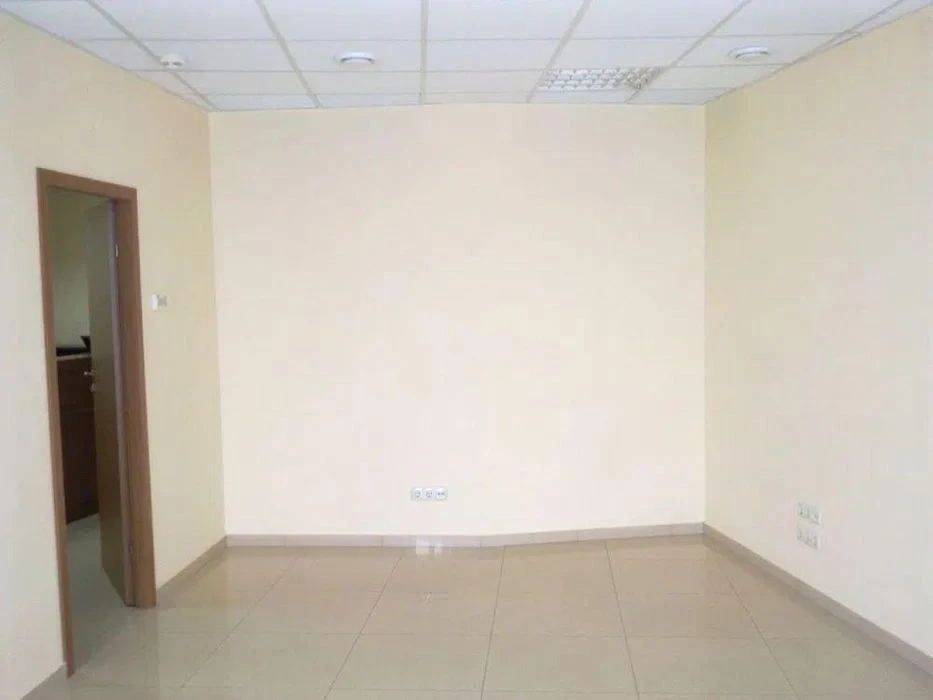 Продам 3-комн квартиру в районе Глинки ул.
