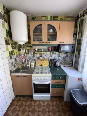 Продам 2-комнатную квартиру на просп. Слобожанский