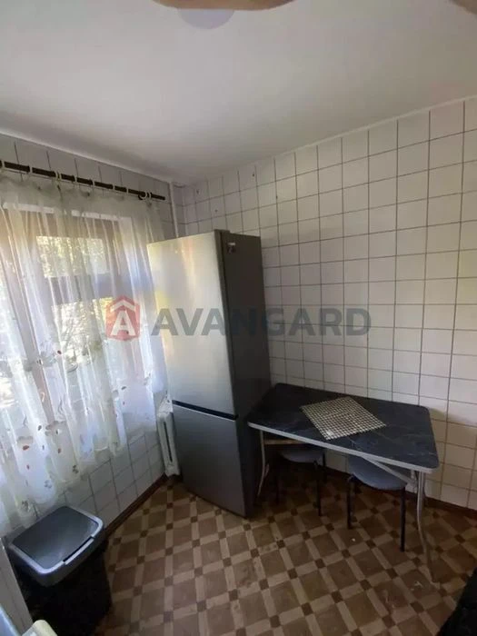 Продам 2-комнатную квартиру на просп. Слобожанский