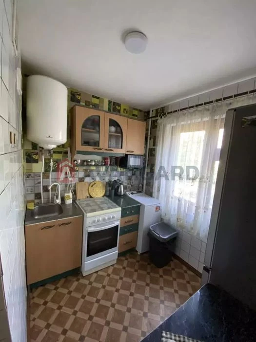 Продам 2-комнатную квартиру на просп. Слобожанский