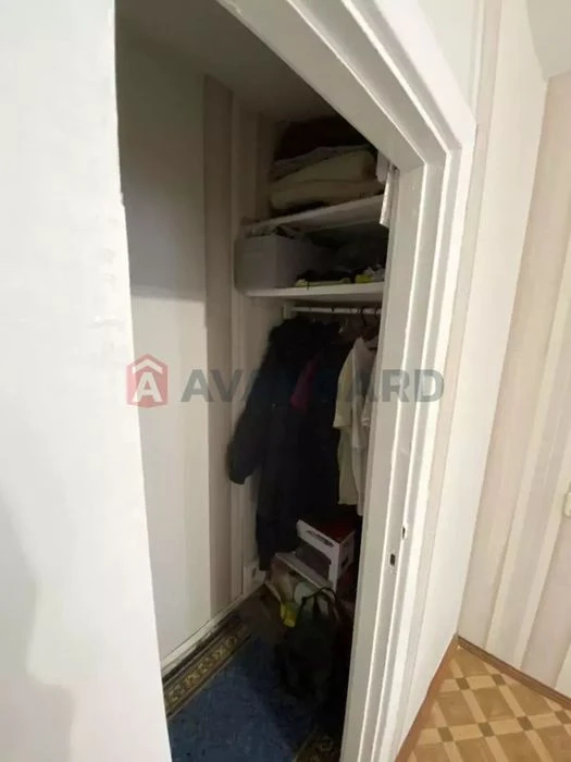 Продам 2-комнатную квартиру на просп. Слобожанский