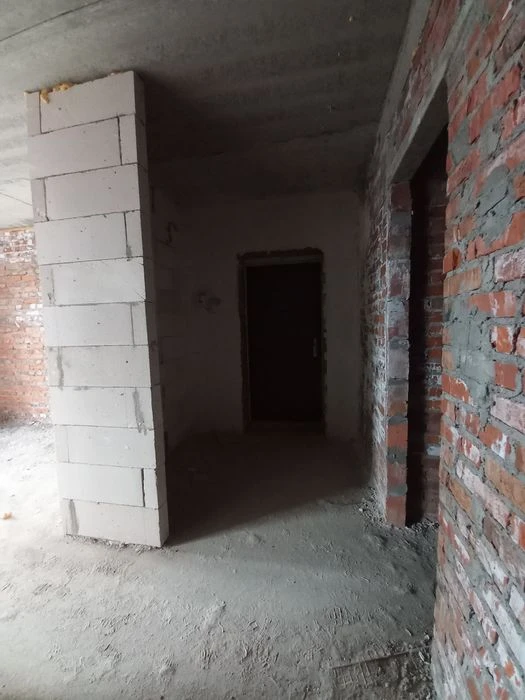 Продам 2-кімнатну квартиру в ЖК Сімейний на Домбровськлго