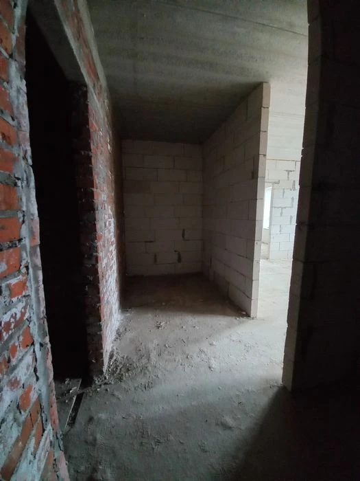 Продам 2-кімнатну квартиру в ЖК Сімейний на Домбровськлго