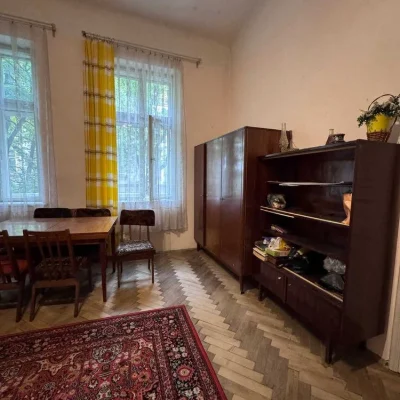 3 кімнатна квартира в самому центрі міста