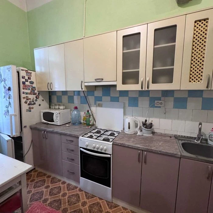 3 кімнатна квартира в самому центрі міста