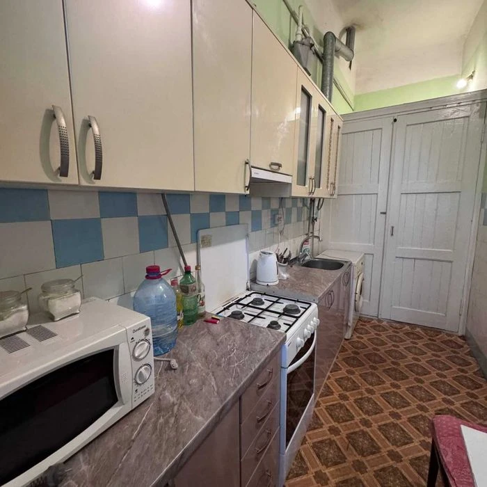 3 кімнатна квартира в самому центрі міста