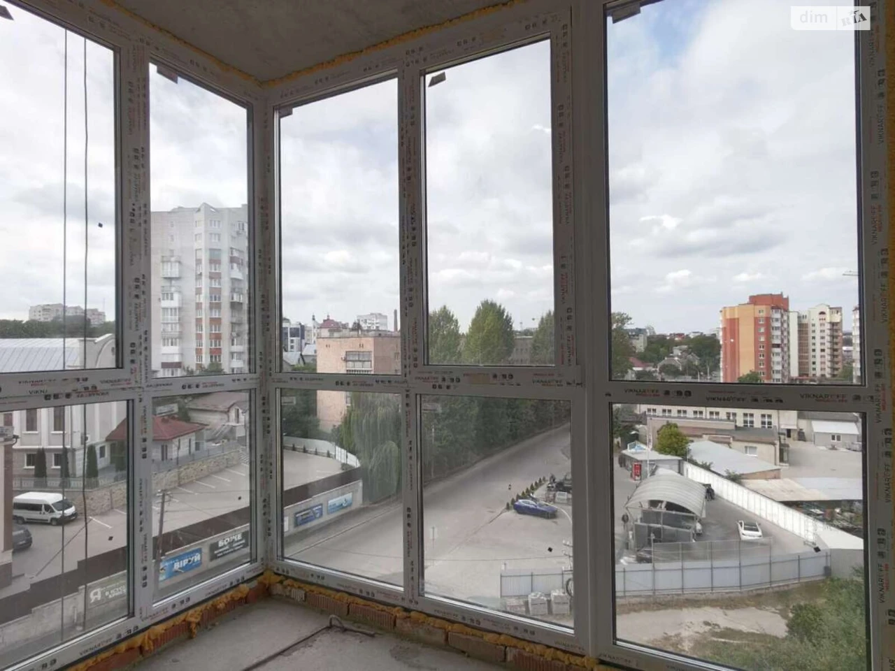Продаж Квартира Канада