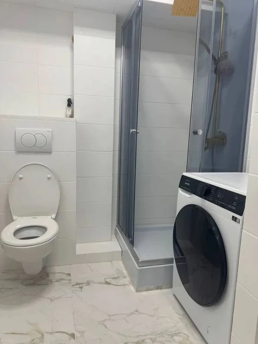 Продам 1-к квартиру пр. Богдана Хмельницкого