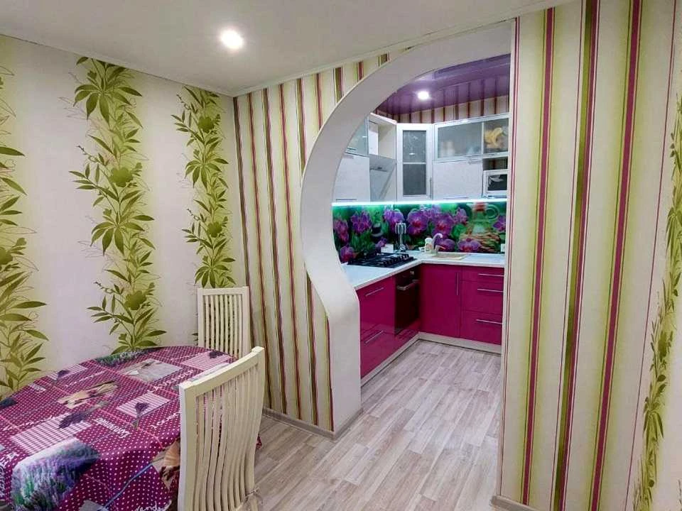 Apartment. Kharkiv, Svitla St.