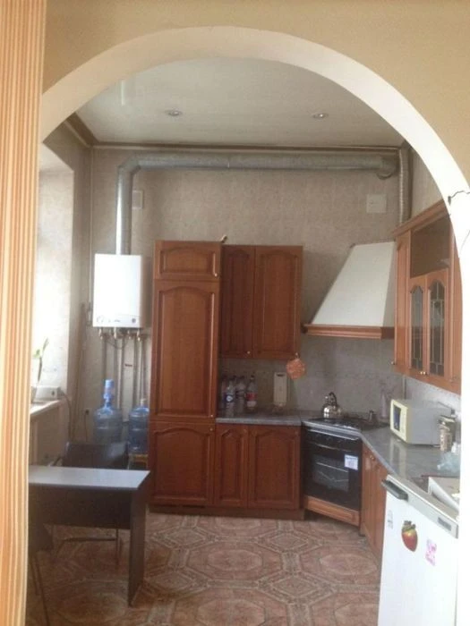 Продам 6-комн квартиру в районе Красная ул.