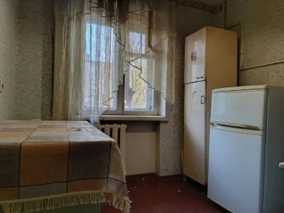 Продам 2 ком.квартиру ул.Карагандинская, ж\м Приднепровск