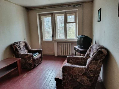 Продам 2 ком.квартиру ул.Карагандинская, ж\м Приднепровск