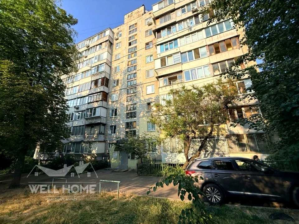 Квартира. Київ, Дегтярівська вул.