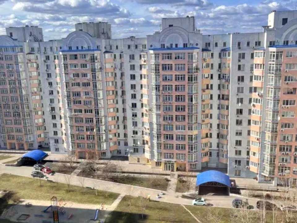 Квартира. Київ, Юлії Здановської вул. (Ломоносова)