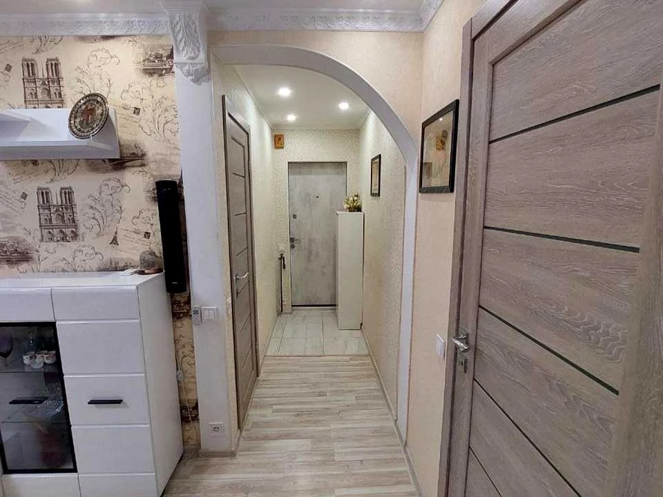 Apartment. Kharkiv, Svitla St.