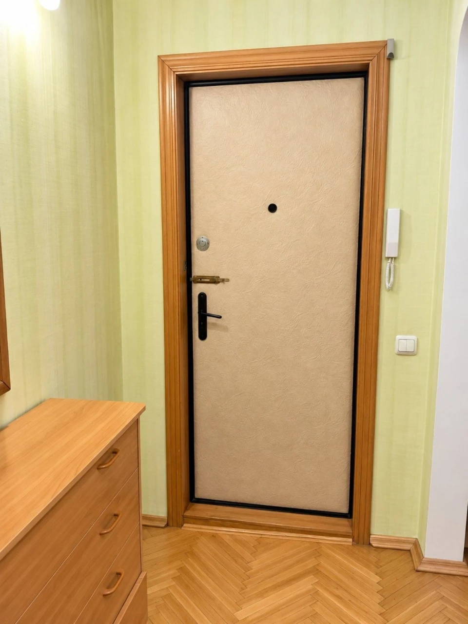 Сдам в аренду квартиру ул. Княжий Затон 13 метро Осокорки ГА