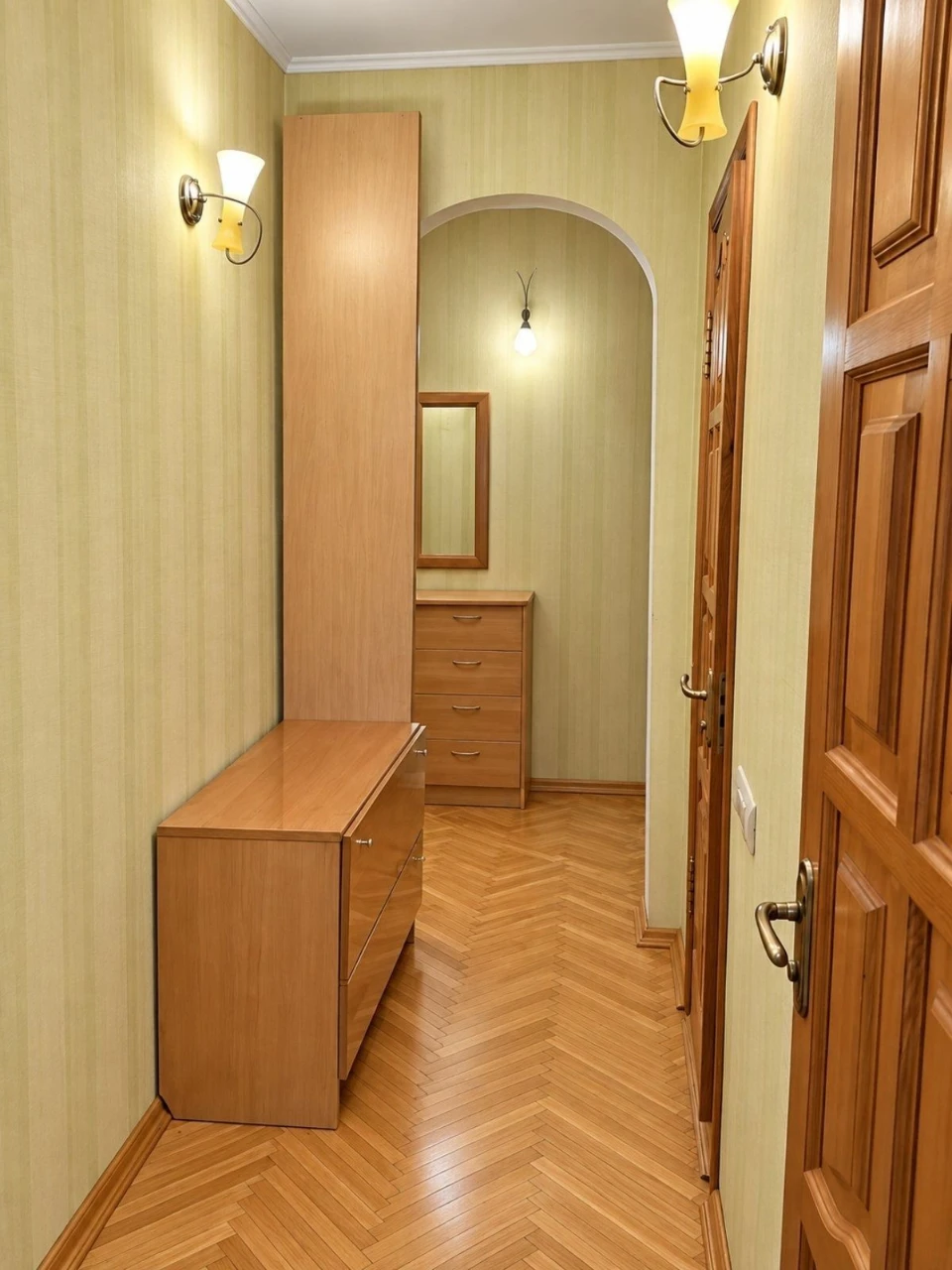 Сдам в аренду квартиру ул. Княжий Затон 13 метро Осокорки ГА