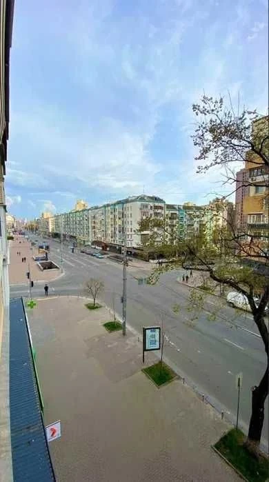 Оренда 2 кімнатної квартири вул. Великій Васильківській 101