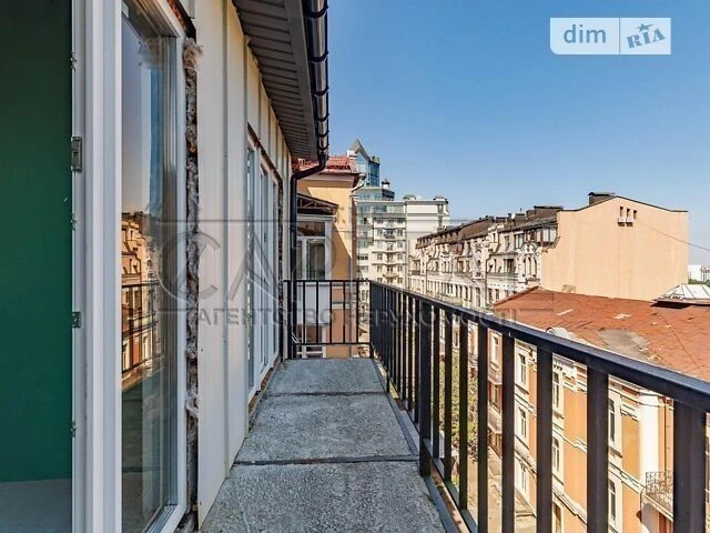 Sale of 1-room apartment 65 sq. m. on Velyka Zhytomyrska 16 •