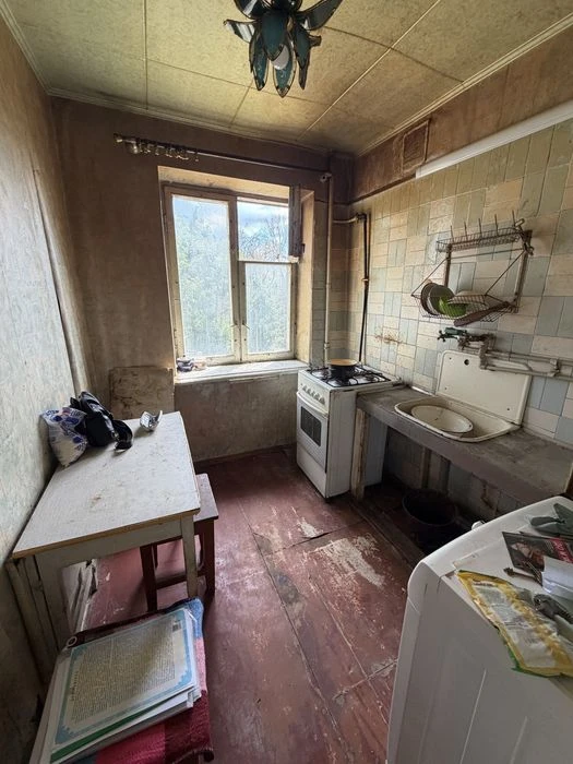 I am selling a 2-room apartment in the city center.