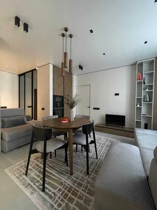Продається 2-х кімнатна квартира з master-bedroom ЖК Паркова