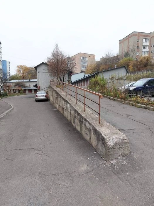 Продається гараж по вул. Будного